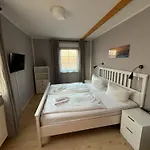 Strandgut- Unsere Große Apartment
