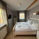 Strandgut- Unsere Große Apartment Dranske
